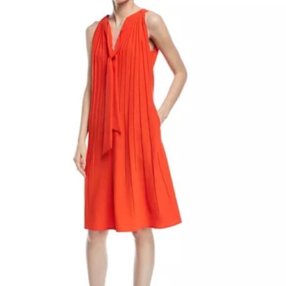 Escada Sleeveless Tie-Neck A-
Line Plisse Crepe Dress Size 42 ( Large) - Picture 1 of 7